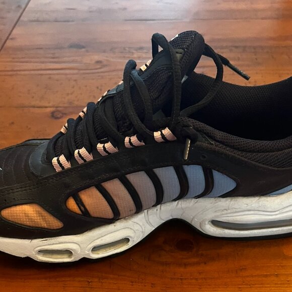 Nike Air Max Tailwind IV women's sneakers - Women's Size 10 - Picture 5 of 6